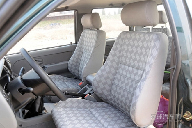 2009款 2.6L四驅 基本型皮卡