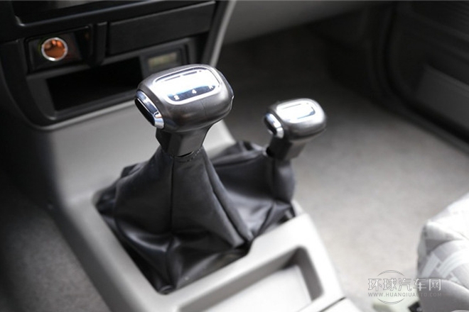 2009款 2.8T四驅 基本型皮卡