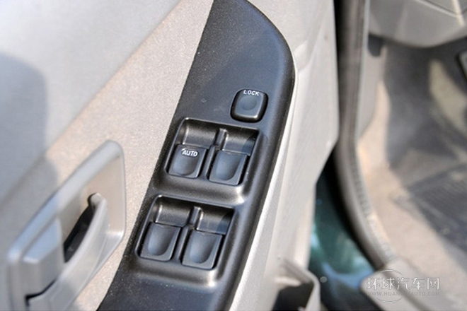 2009款 3.0T四驅 基本型皮卡