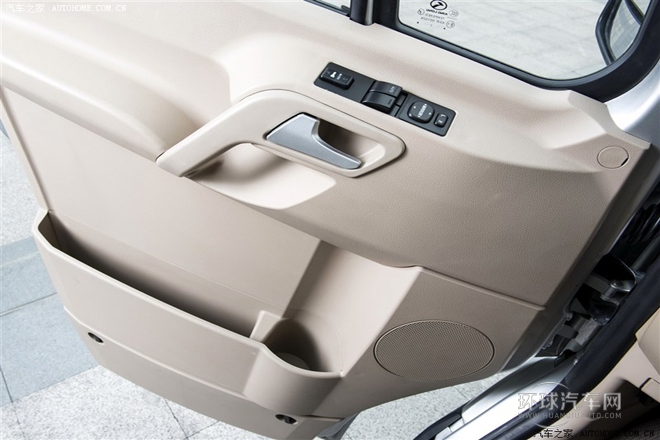 2014款 2.8T輕型客車豪華型SC28R