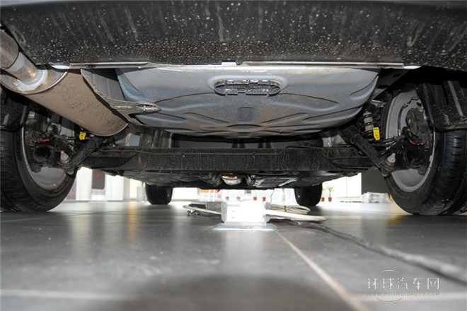 2013款 2.0L 標(biāo)準(zhǔn)版