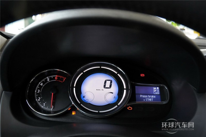 2013款 2.0L 標準版