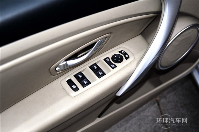 2013款 2.0L 豪華版