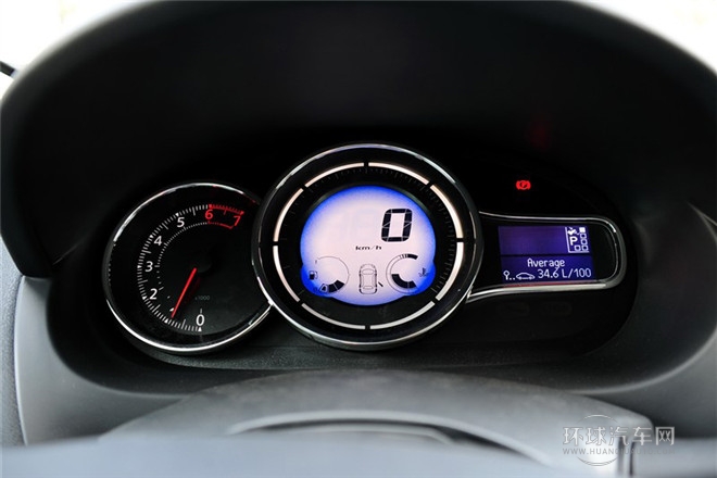 2013款 2.0L 豪華版