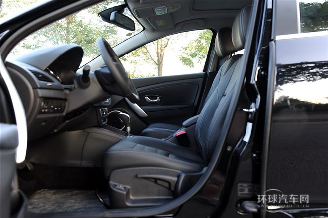 2013款 2.0L 時尚版