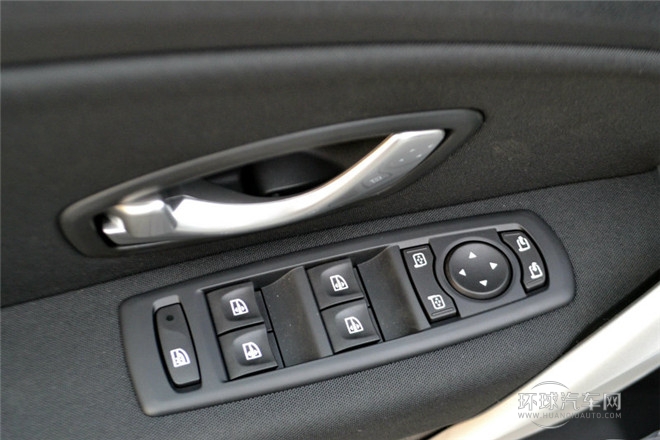 2013款 2.0L 舒適版