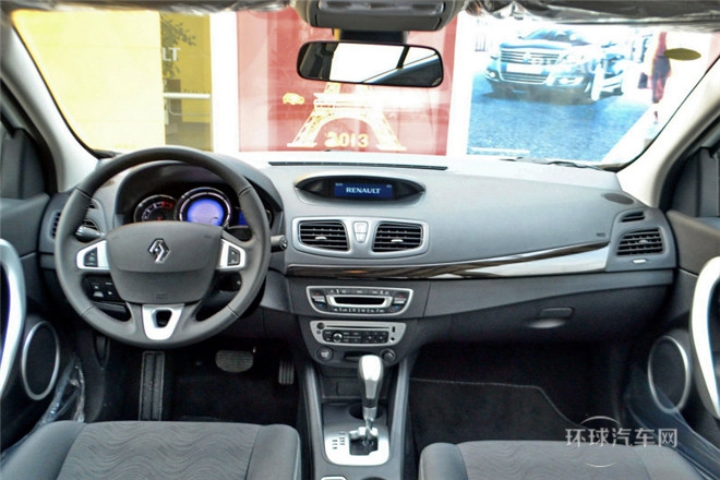 2013款 2.0L 舒適版