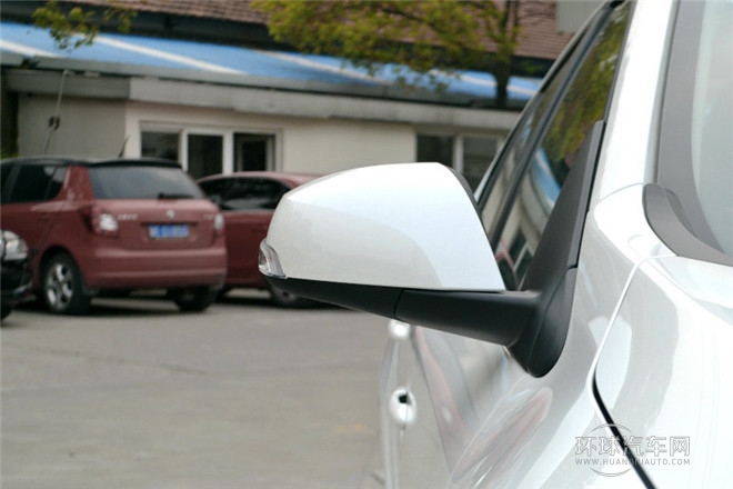 2013款 2.0L 舒適版