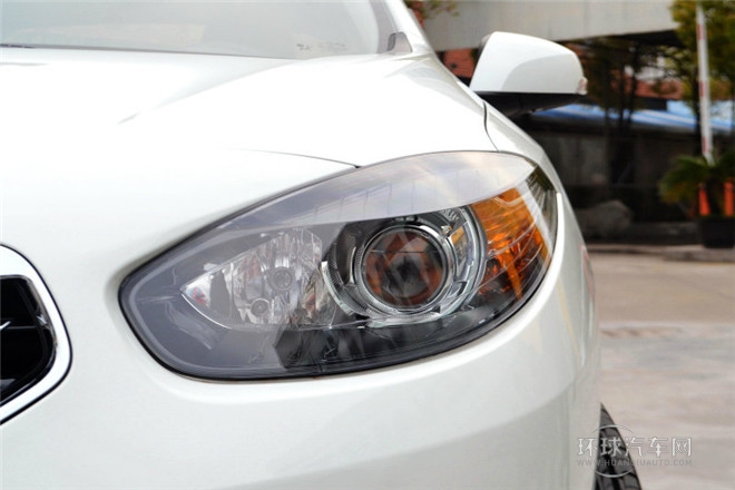 2013款 2.0L 舒適版