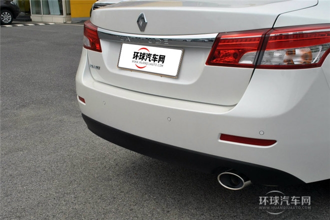 2013款 改款 2.0L 時(shí)尚版