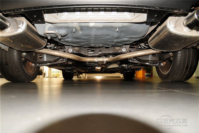 2013款 改款 2.5L 豪華版