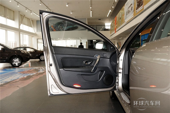 2013款 改款 2.5L 豪華版