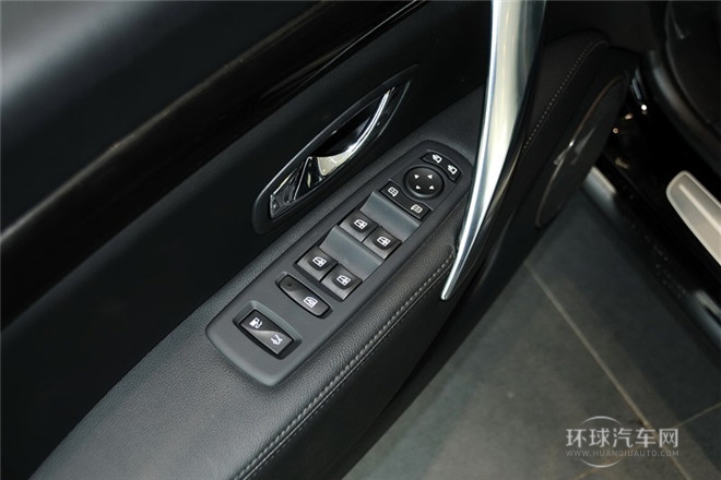 2013款 2.5L 豪華版