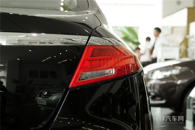 2013款 2.5L 豪華版