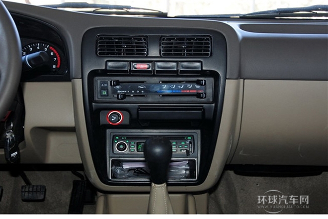 2010款 2.4L汽油兩驅豪華型ZG24