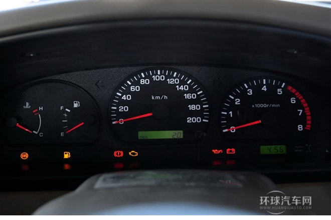 2010款 2.4L汽油兩驅豪華型ZG24