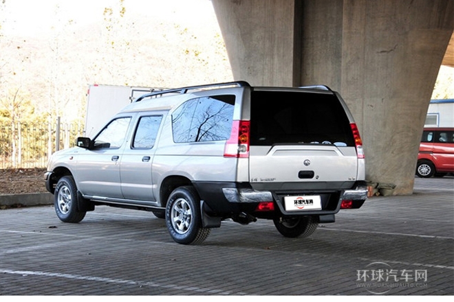 2010款 2.4L汽油兩驅(qū)豪華型ZG24