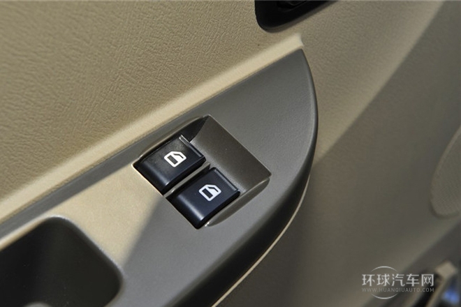 2014款1.3L手動標準型