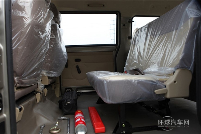 2014款1.3L手動標準型