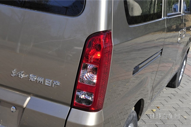 2014款1.3L手動(dòng)標(biāo)準(zhǔn)型