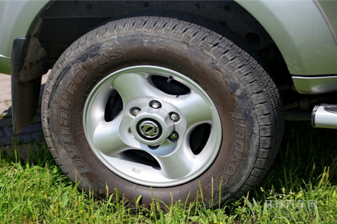 2013款2.4L手動(dòng)兩驅(qū)行政版