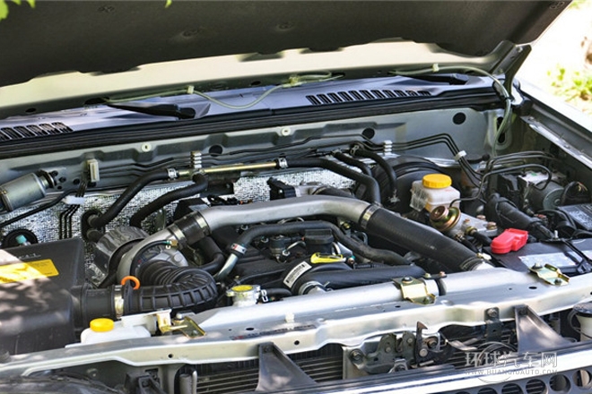 2013款2.4L手動兩驅行政版