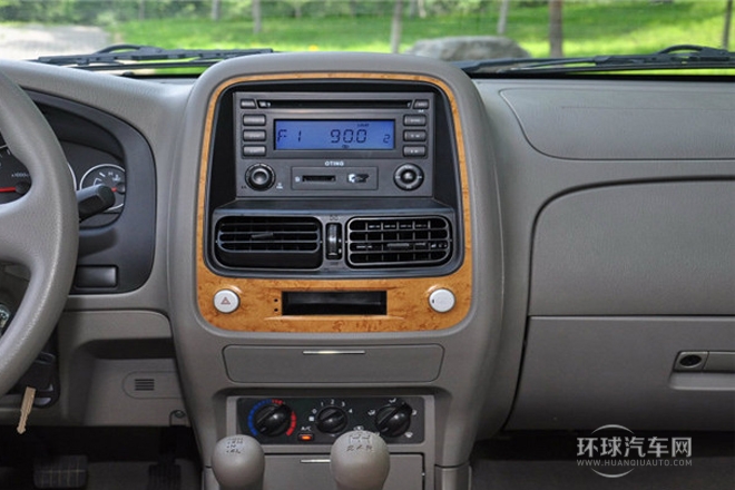 2013款2.4L手動(dòng)兩驅(qū)行政版