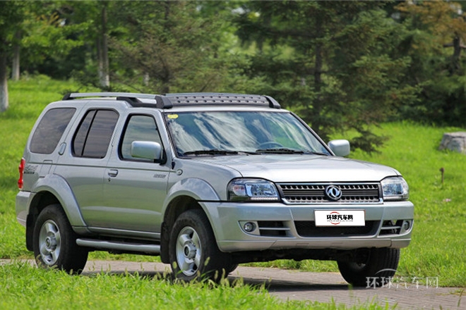 2013款2.4L手動兩驅行政版