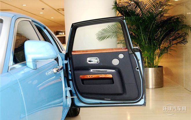 2014款 6.6T 阿爾卑斯挑戰之旅世紀