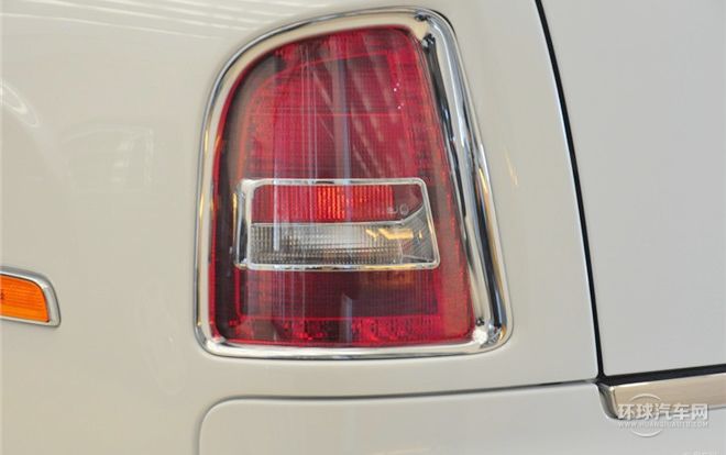 2013款 6.7 加長版(EWB)