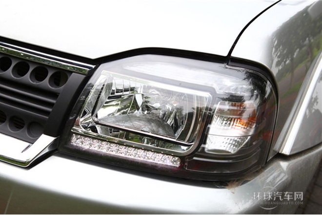 2013款2.4L手動兩驅豪華版