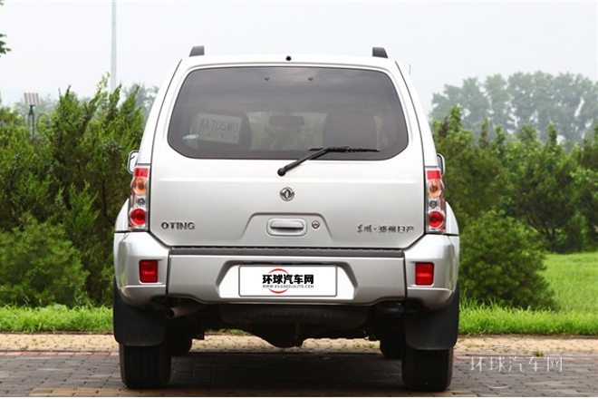 2013款2.4L手動兩驅豪華版