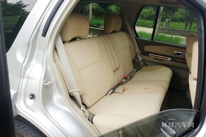 2013款2.5L手動兩驅豪華版