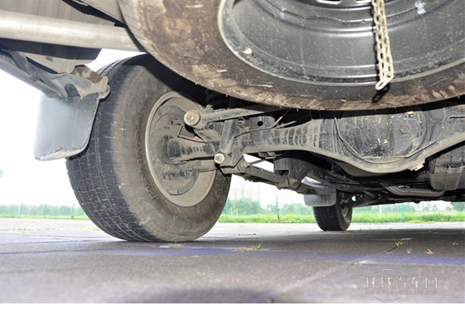 2013款2.5L手動四驅豪華版