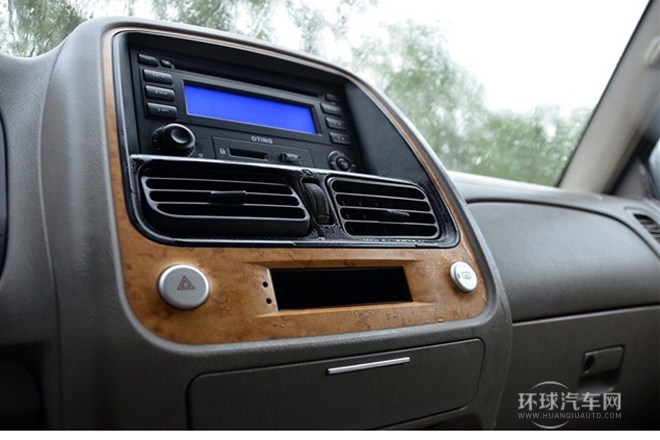 2013款2.5L手動四驅豪華版