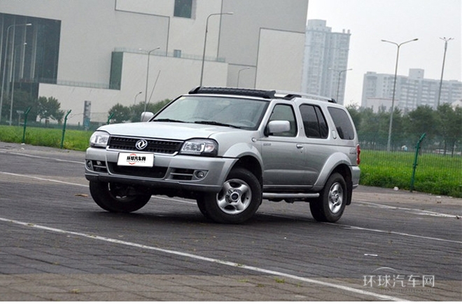 2013款2.5L手動四驅豪華版