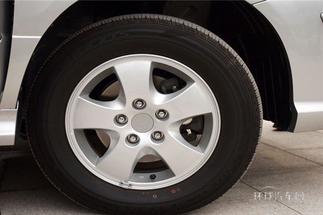 2009款2.0L手動行政型