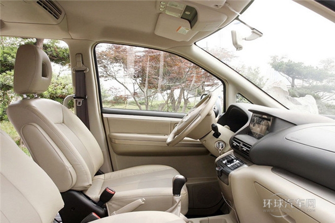 2009款2.0L手動(dòng)豪華型