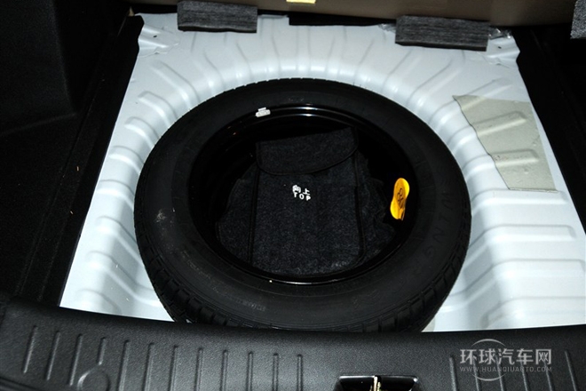 2013款 三廂 1.5L 手動樂天版