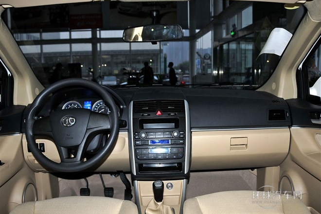 2013款 三廂 1.5L 手動(dòng)樂(lè)天版