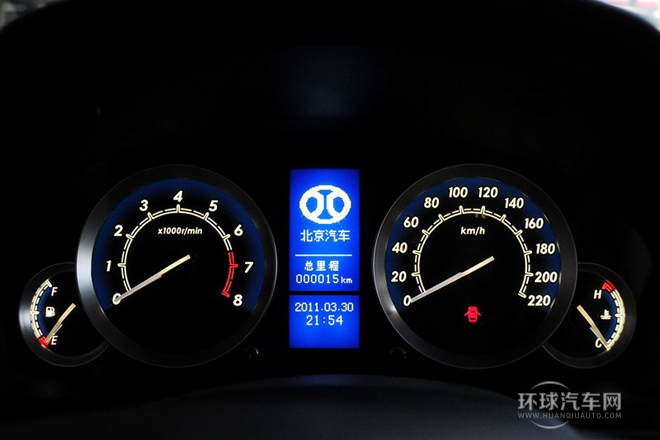 2013款 三廂 1.5L 自動樂天版