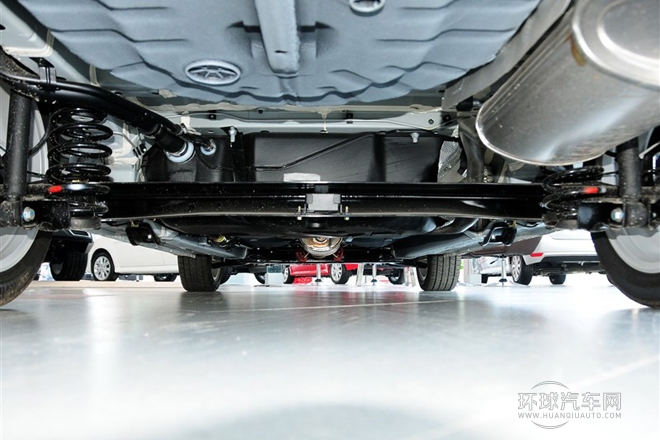 2013款 三廂 1.5L 手動樂尚版