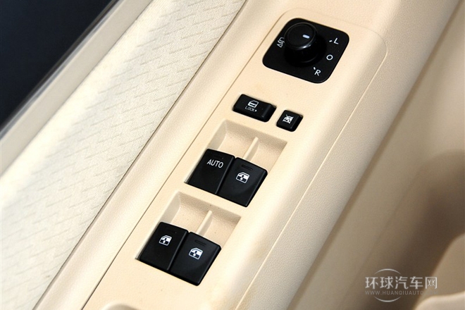 2013款 三廂 1.5L 手動樂尚版