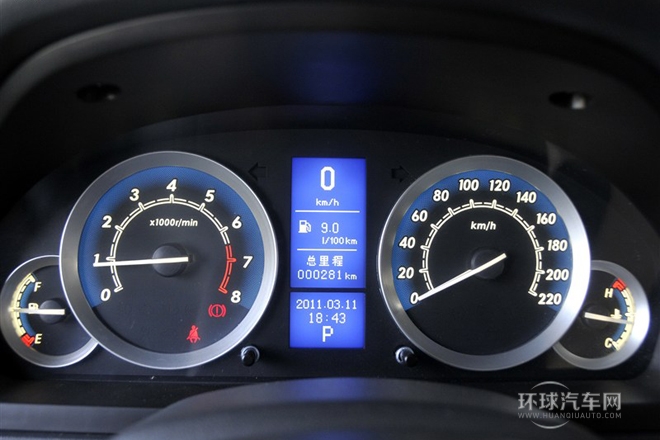 2013款 三廂 1.5L 自動(dòng)樂(lè)尚版