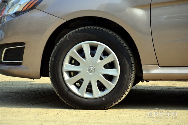 2013款 三廂 1.5L 自動樂享版