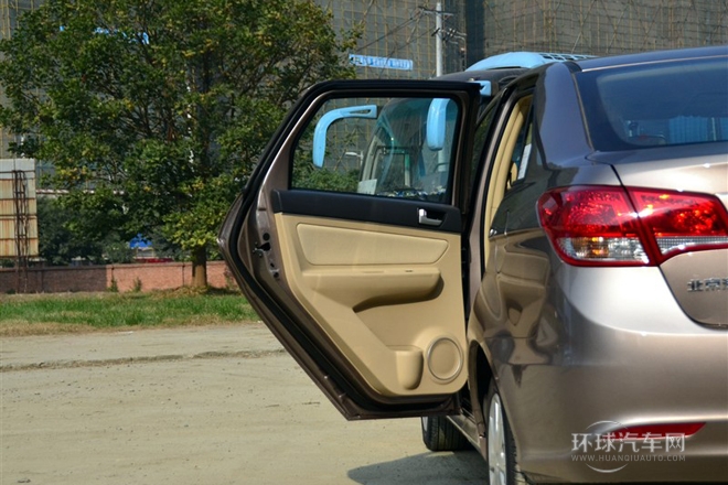 2013款 三廂 1.5L 自動樂享版