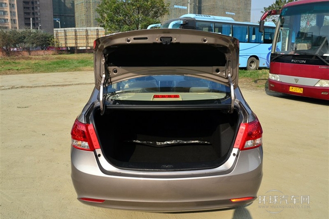 2013款 三廂 1.5L 自動(dòng)樂享版