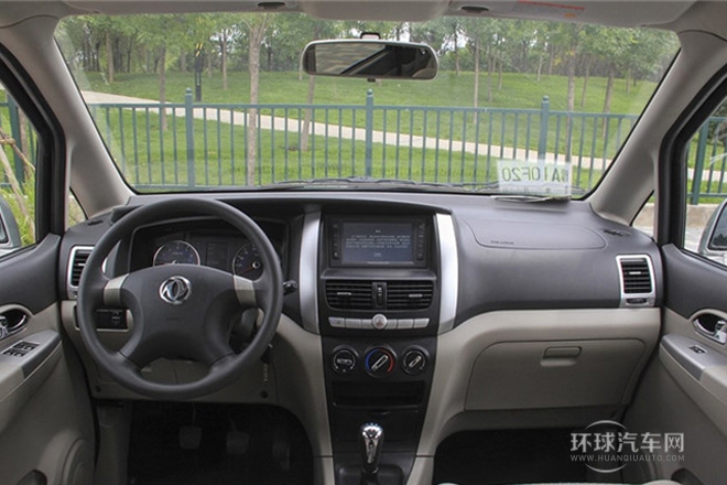 2014款 1.6L 手動(dòng)豪華型7座 國(guó)V