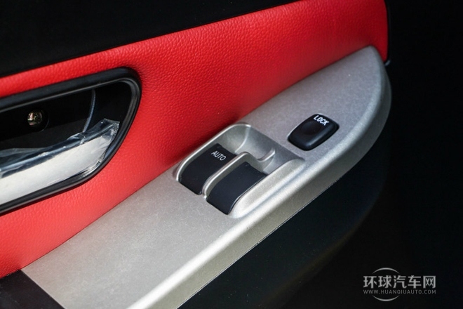 2013款 2.0T 兩驅(qū)柴油版