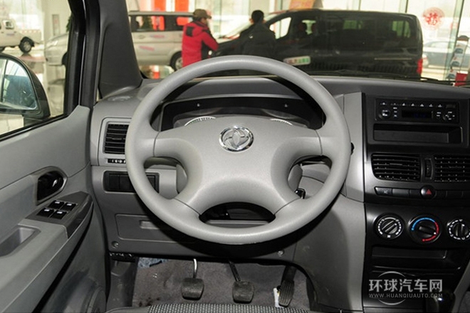 2014款 1.6L 手動舒適型7座 國V